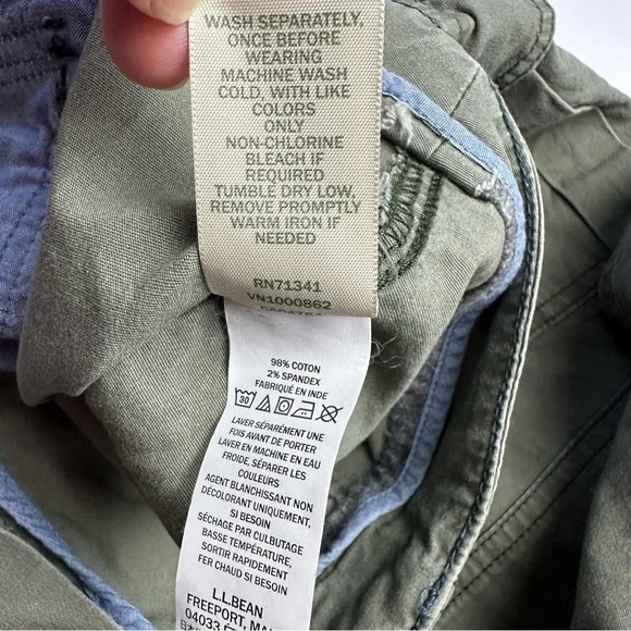 LL Bean Favorite Fit Comfort Stretch Pants Mid-Rise Cargo Women's 16P Petite - Picture 8 of 9